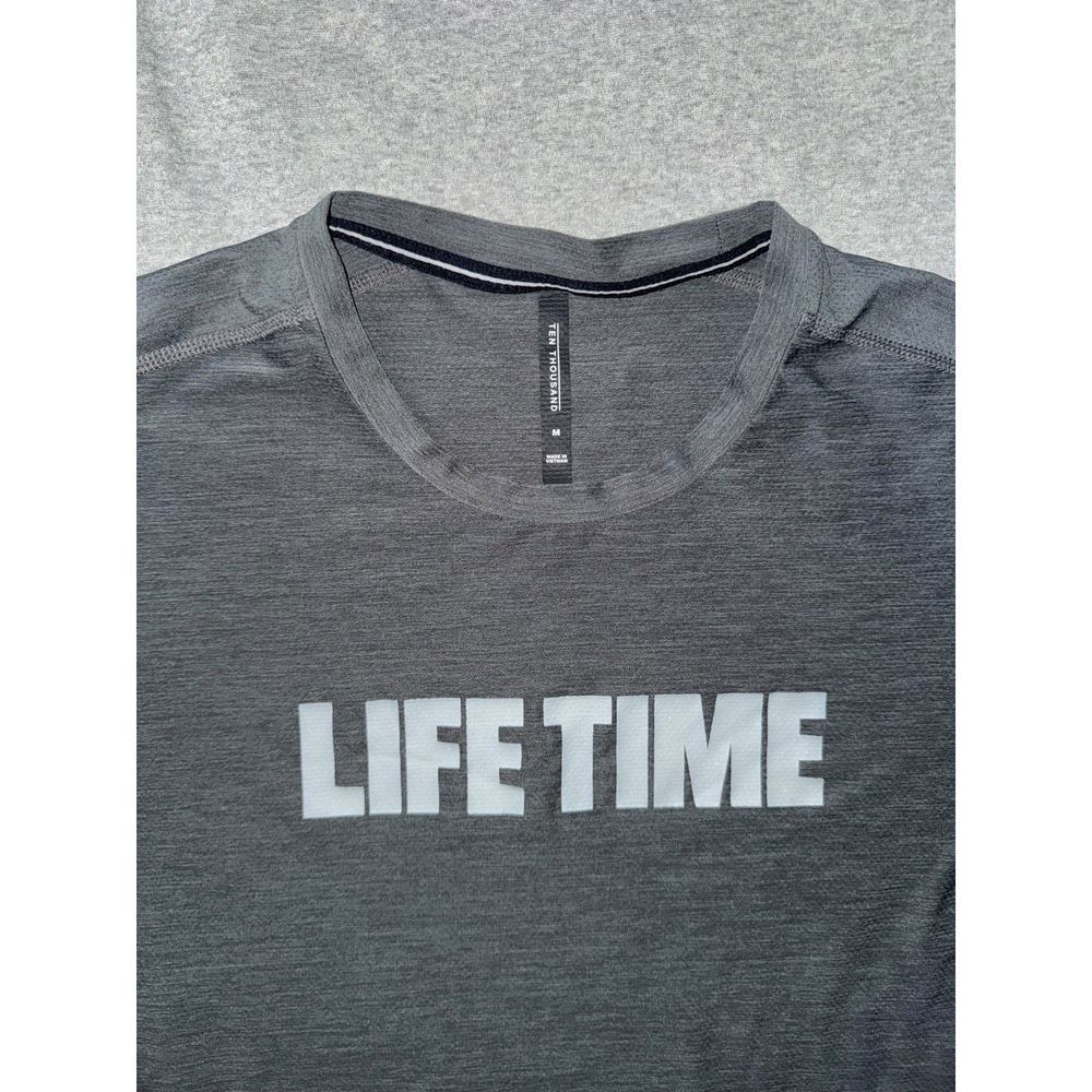 Ten Thousand Men's Pullover Long Sleeve Athletic Shirt Life Time Size Medium - Picture 3 of 8